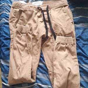 Kakhi Pants with Cuffed Ankles